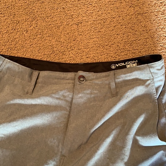 Volcom surf & turf shorts - Picture 3 of 3